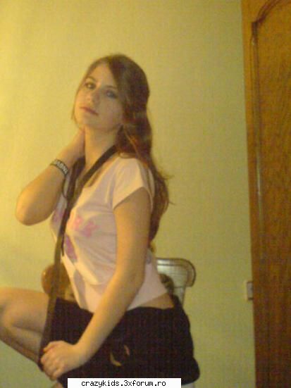 ioana mai are si o prietena olimpia dar care nu ii nici pe jumatate de frumoasa. :d :rotfl: :finger: